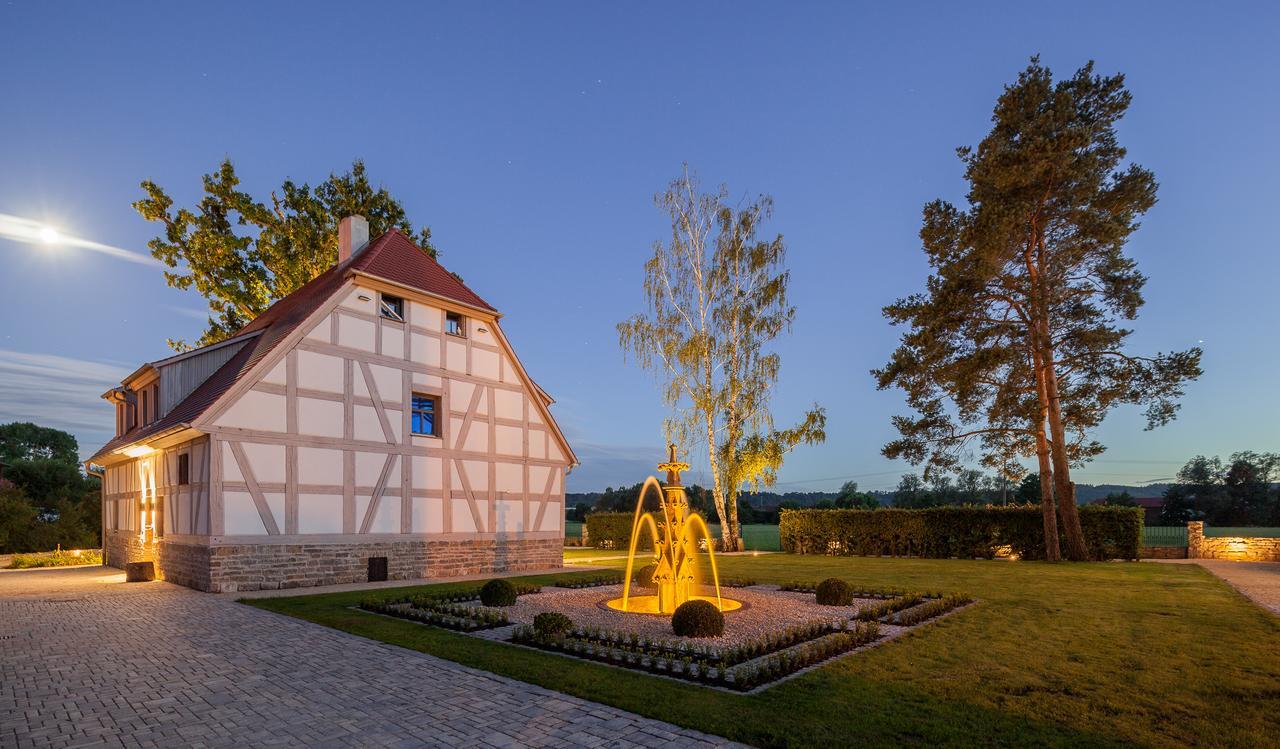 Hotel Dorfmuehle Lehrberg ภายนอก รูปภาพ